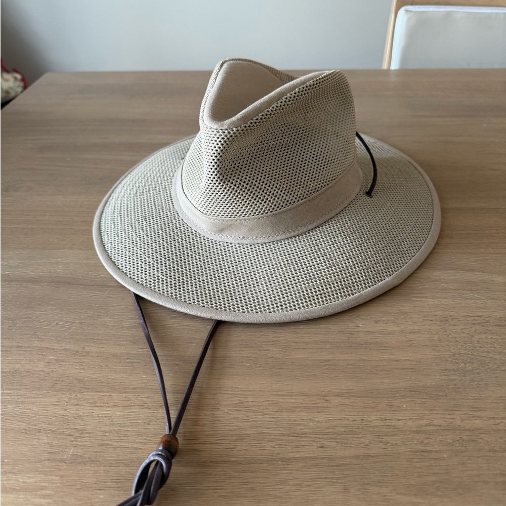 Tan Khaki HENSCHEL HAT CO Breezer Hat w/Woven Sides. Sz small
